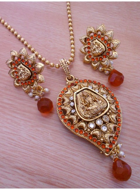 Polki Pendant Set